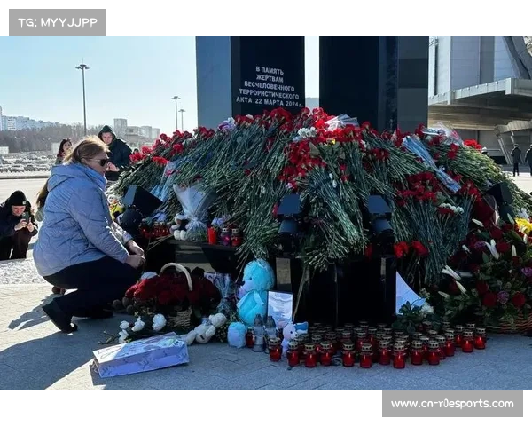 法兰克福赛前全体默哀一分钟 向恐袭遇难者致敬与悼念 法兰克福赛前全体默哀一分钟 向恐袭遇难者致敬与悼念